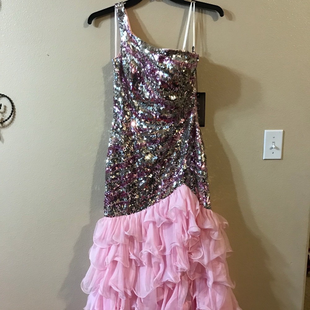 Fully Sequinned One Shoulder Gown